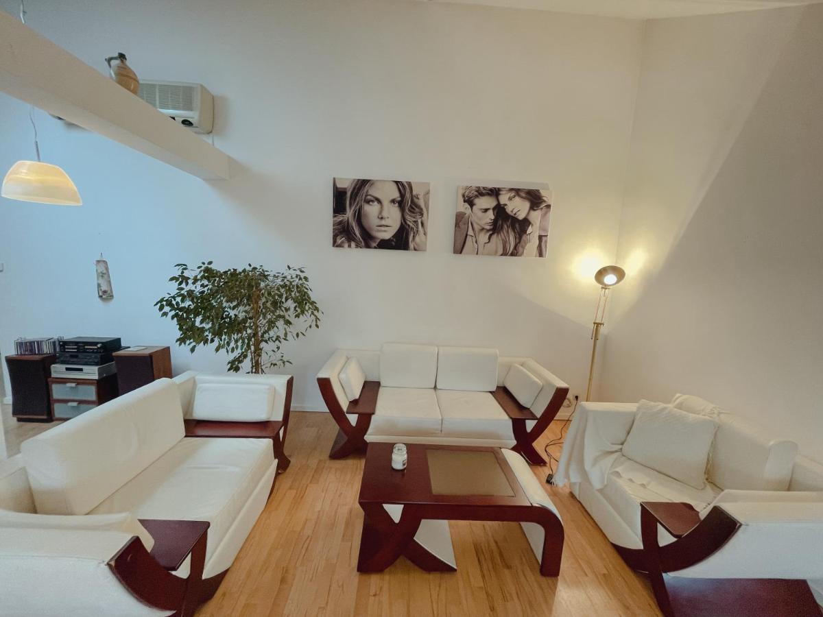 Luxury 150M2 Suite In Most Desirable Area Of Historic Central Vienne Extérieur photo